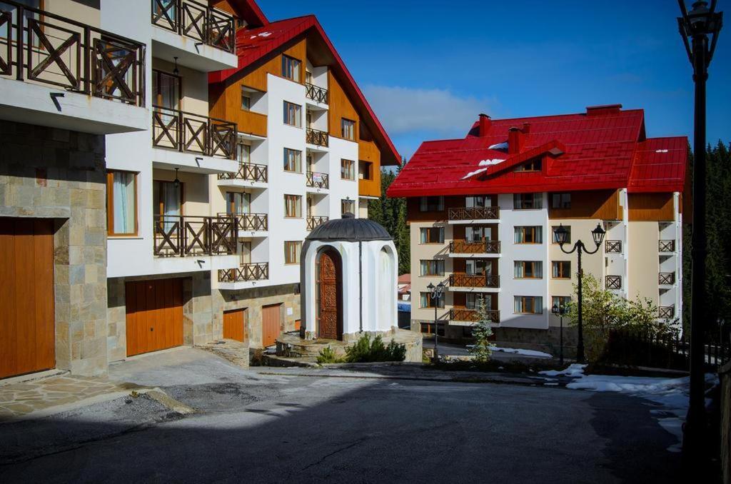 Голям Апартамент В Лъки Пампорово Комплекс Exterior photo